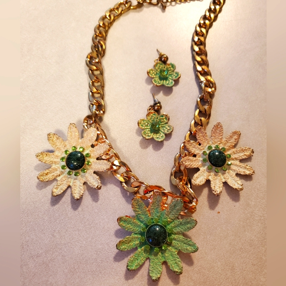 Flower Necklace/Earring Set
